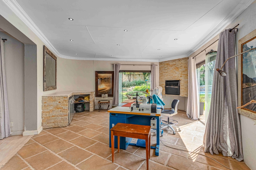 3 Bedroom Property for Sale in Sunninghill Gauteng