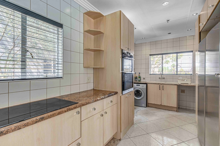 3 Bedroom Property for Sale in Sunninghill Gauteng