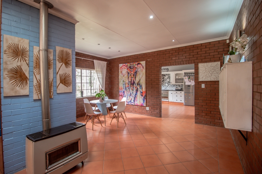 4 Bedroom Property for Sale in Parkhill Gardens Gauteng