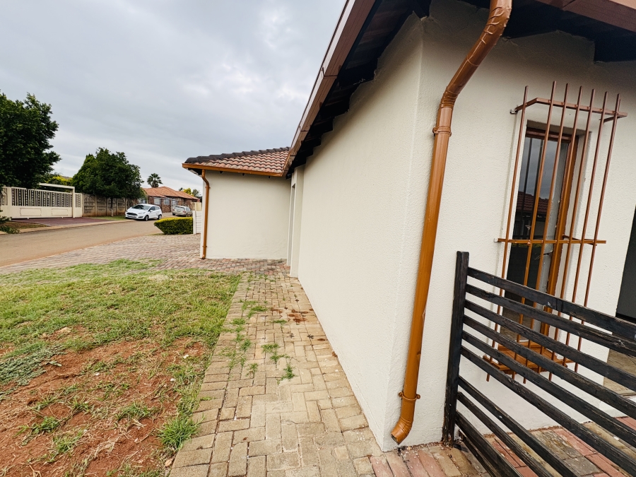 3 Bedroom Property for Sale in The Orchards Gauteng