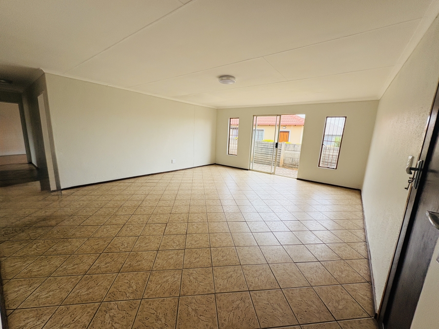 3 Bedroom Property for Sale in The Orchards Gauteng
