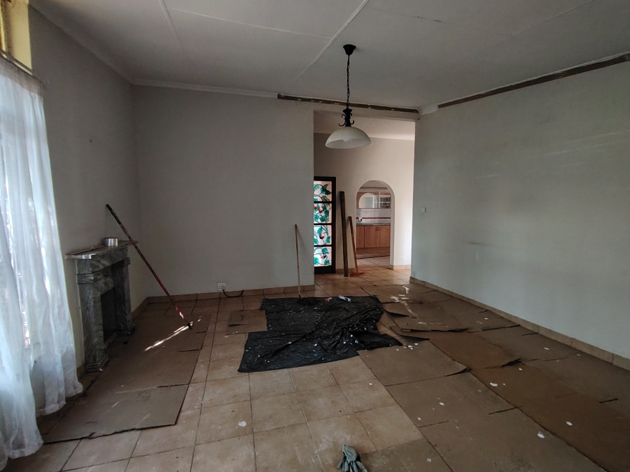 To Let 4 Bedroom Property for Rent in Sinoville Gauteng