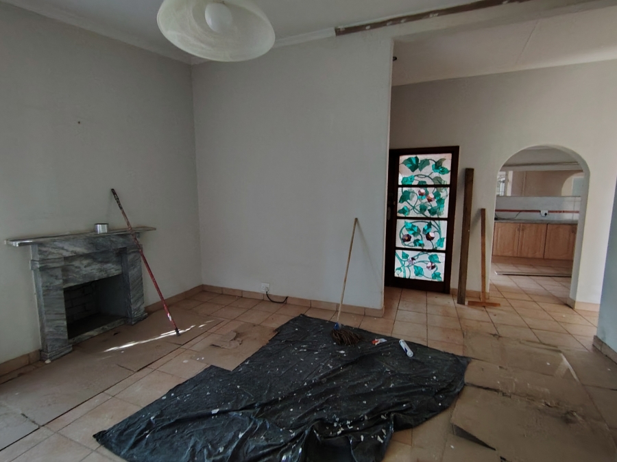 To Let 4 Bedroom Property for Rent in Sinoville Gauteng