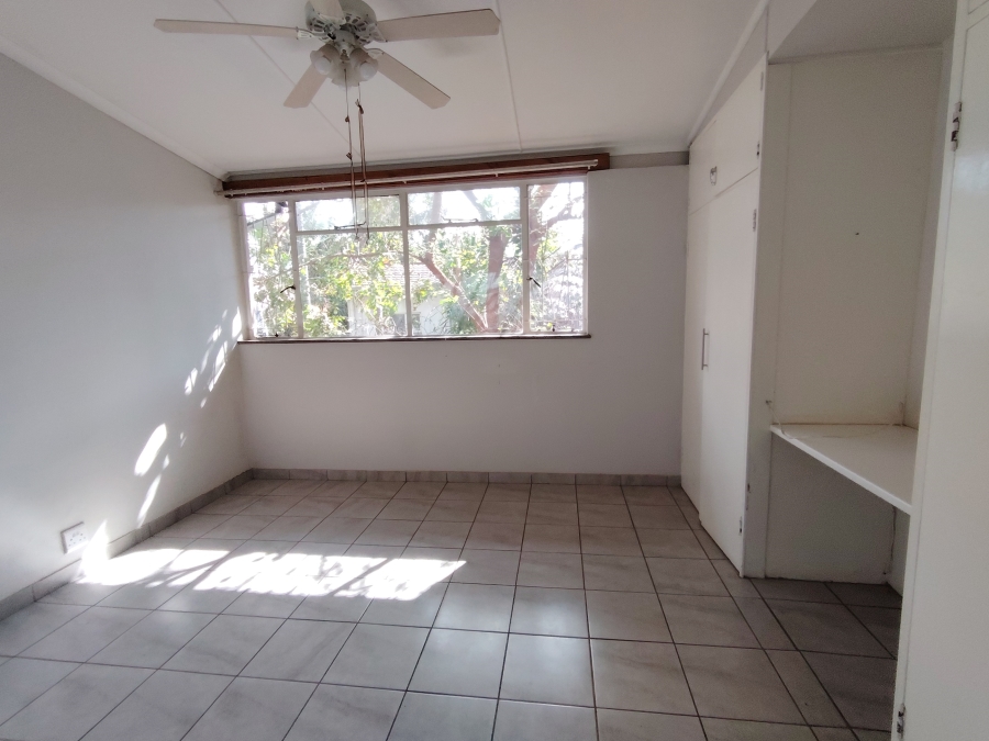 To Let 4 Bedroom Property for Rent in Sinoville Gauteng