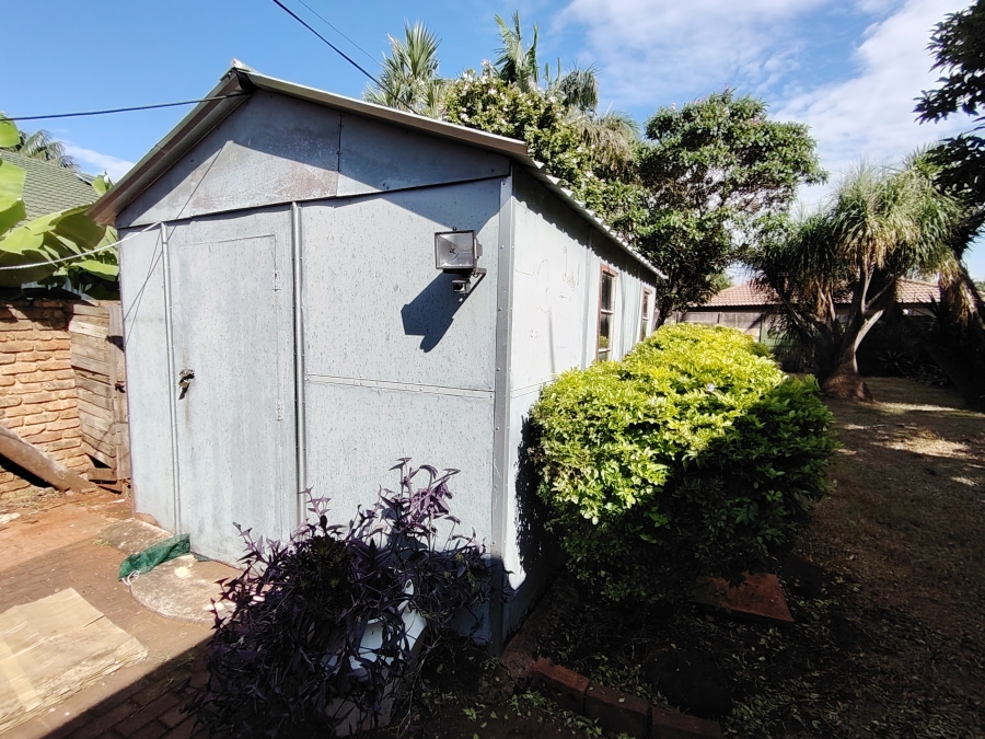 To Let 4 Bedroom Property for Rent in Sinoville Gauteng
