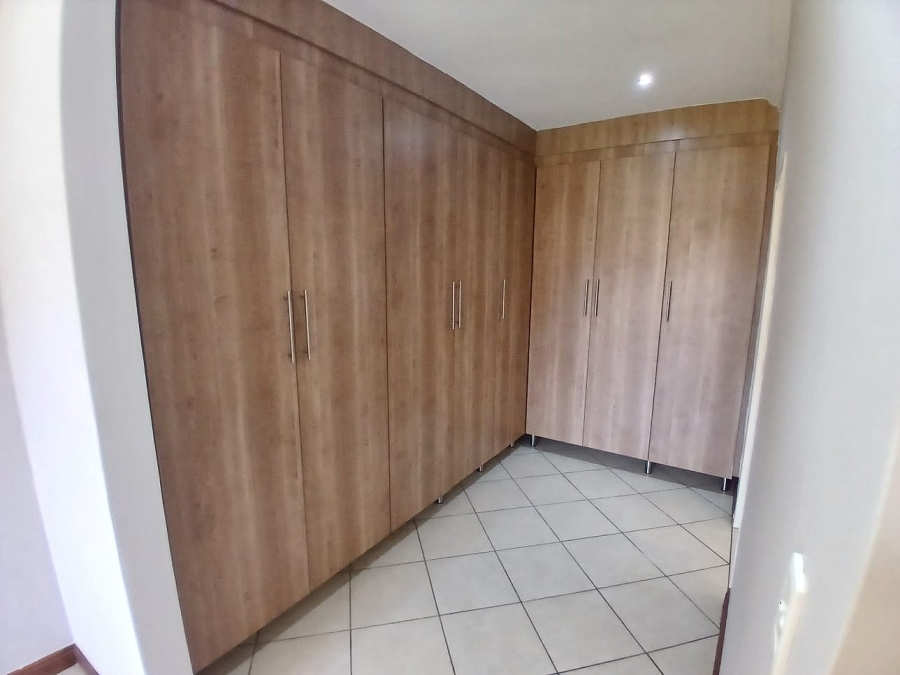 To Let 3 Bedroom Property for Rent in Equestria Gauteng