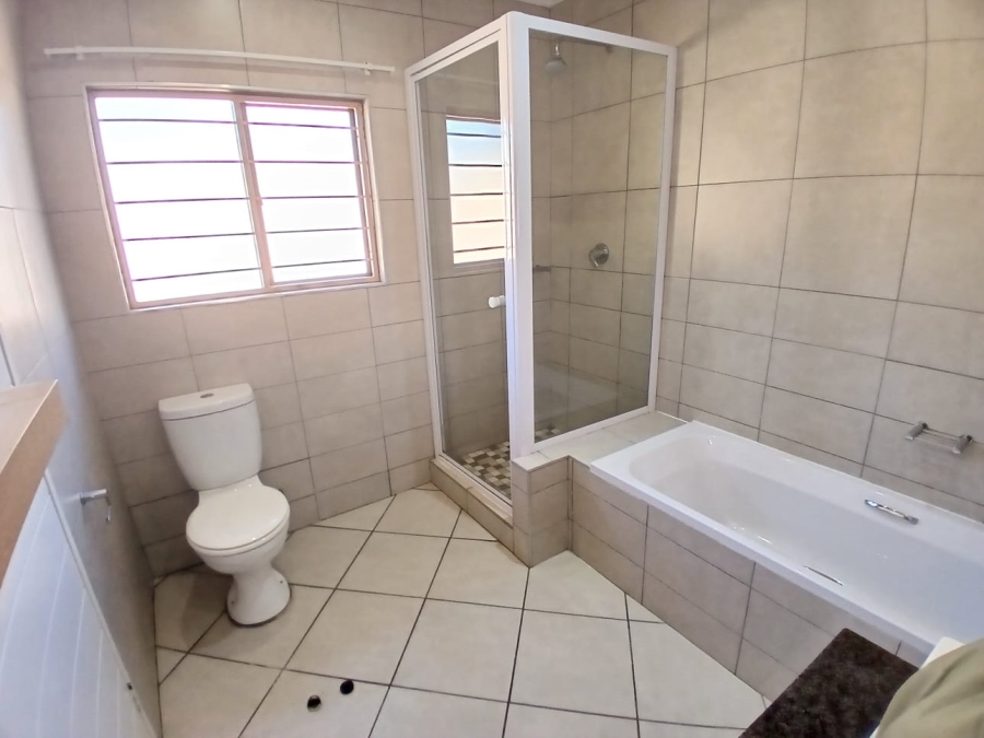 To Let 3 Bedroom Property for Rent in Equestria Gauteng