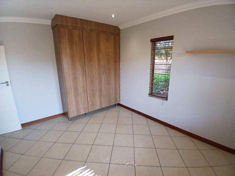 To Let 3 Bedroom Property for Rent in Equestria Gauteng