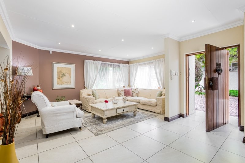 4 Bedroom Property for Sale in Douglasdale Gauteng
