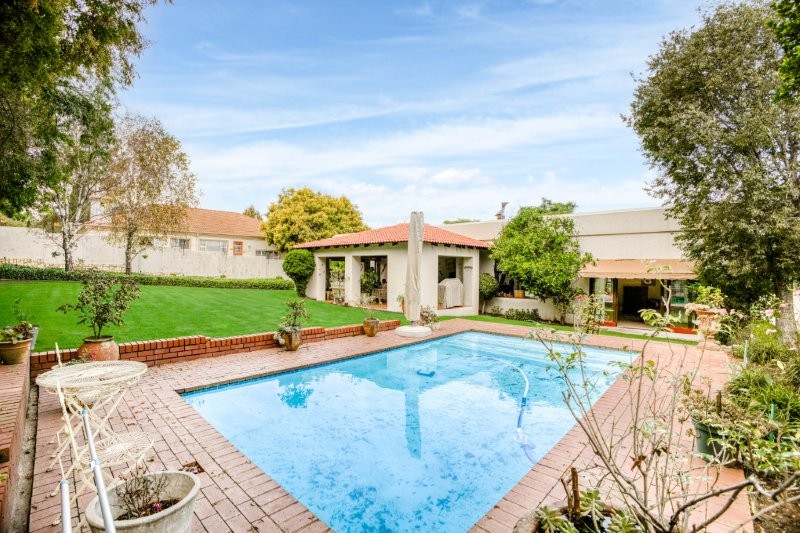 4 Bedroom Property for Sale in Douglasdale Gauteng