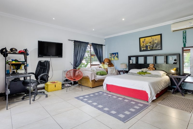 4 Bedroom Property for Sale in Douglasdale Gauteng
