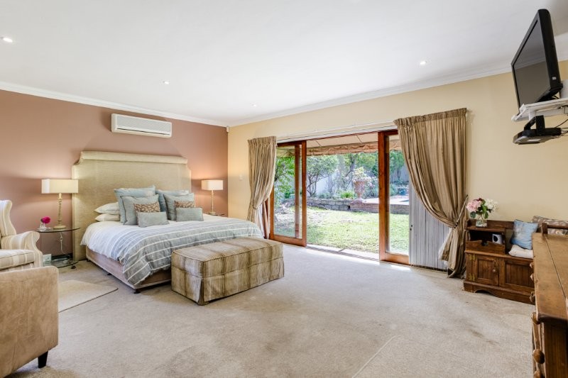 4 Bedroom Property for Sale in Douglasdale Gauteng