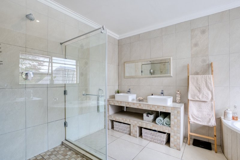 4 Bedroom Property for Sale in Douglasdale Gauteng