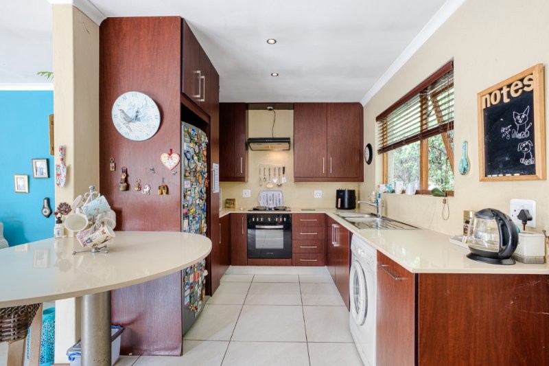 4 Bedroom Property for Sale in Douglasdale Gauteng