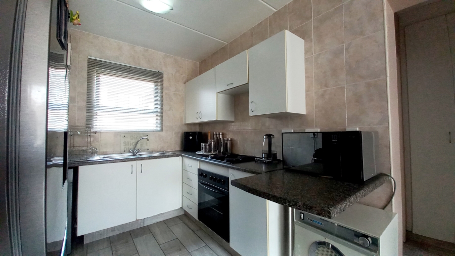 2 Bedroom Property for Sale in Parkrand Gauteng