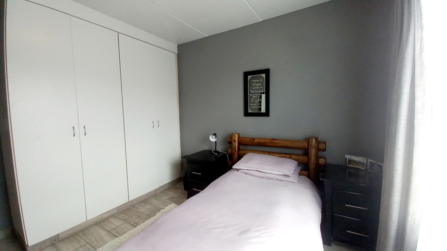 2 Bedroom Property for Sale in Parkrand Gauteng