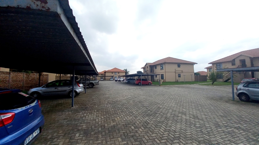 2 Bedroom Property for Sale in Parkrand Gauteng