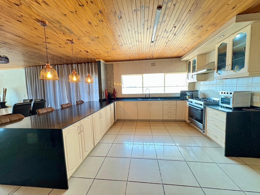 4 Bedroom Property for Sale in Sunward Park Gauteng