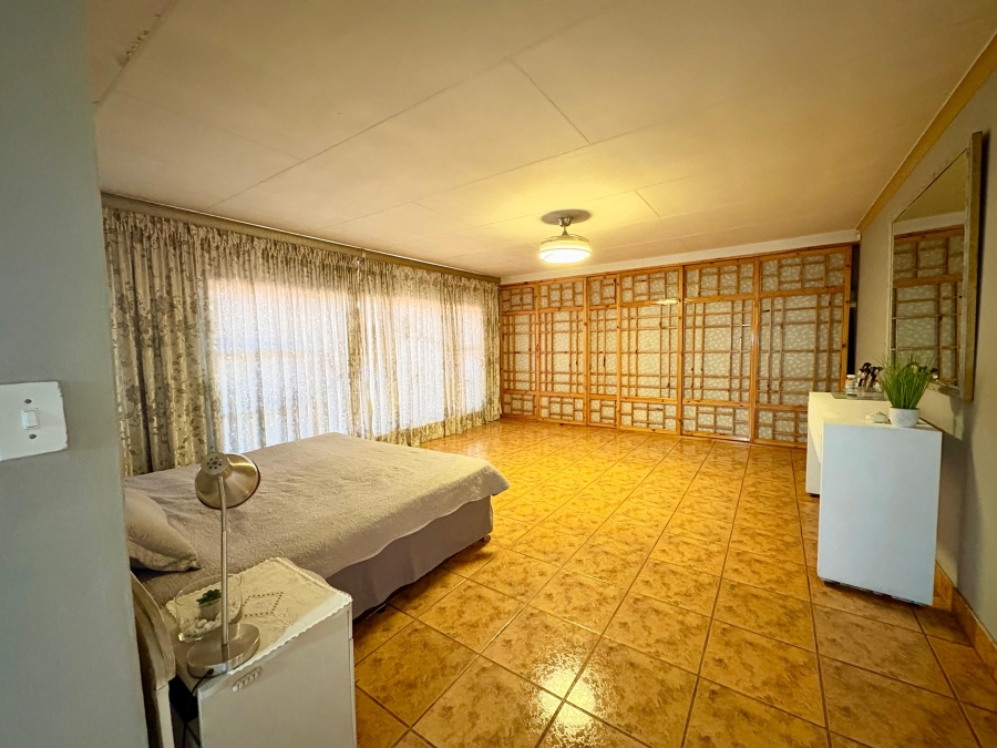 4 Bedroom Property for Sale in Sunward Park Gauteng