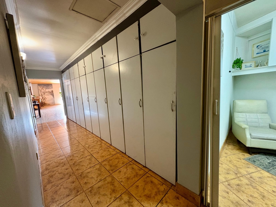 4 Bedroom Property for Sale in Sunward Park Gauteng