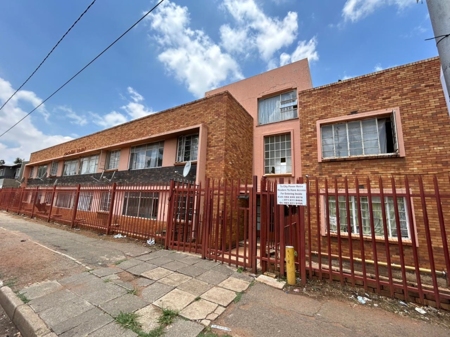 2 Bedroom Property for Sale in Florida Gauteng