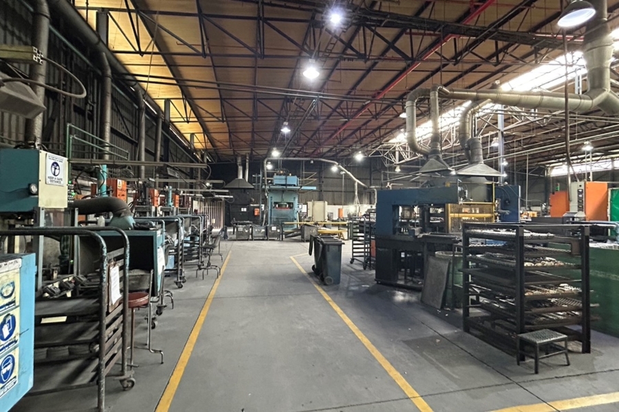 To Let commercial Property for Rent in Anderbolt Gauteng