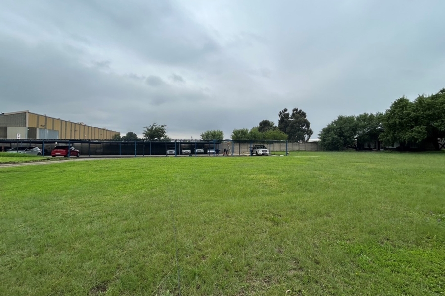 To Let commercial Property for Rent in Anderbolt Gauteng