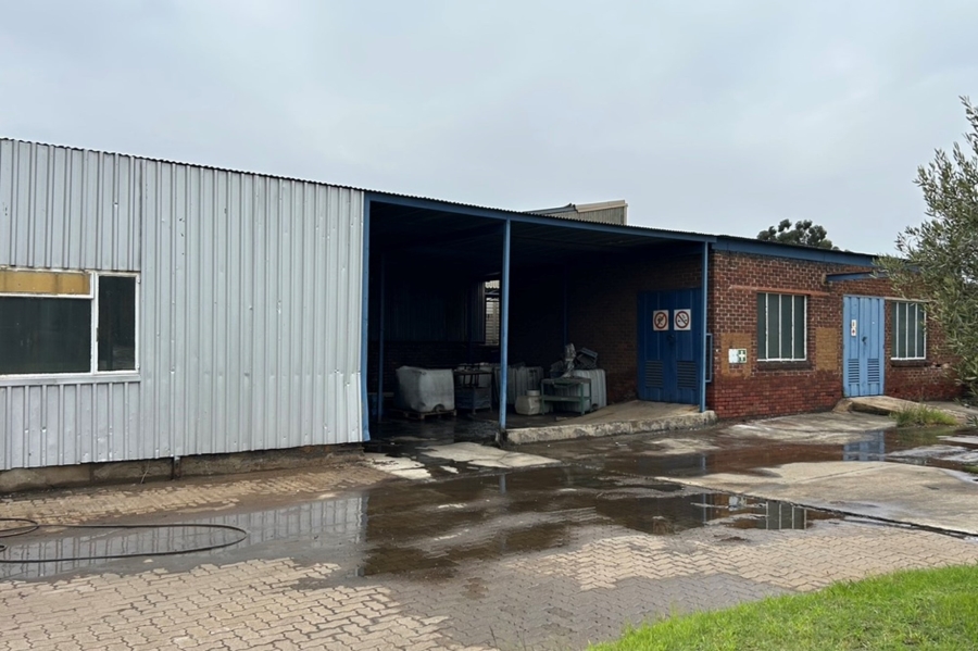 To Let commercial Property for Rent in Anderbolt Gauteng