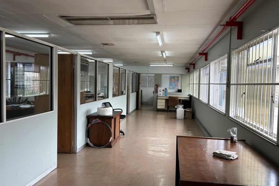 To Let commercial Property for Rent in Anderbolt Gauteng