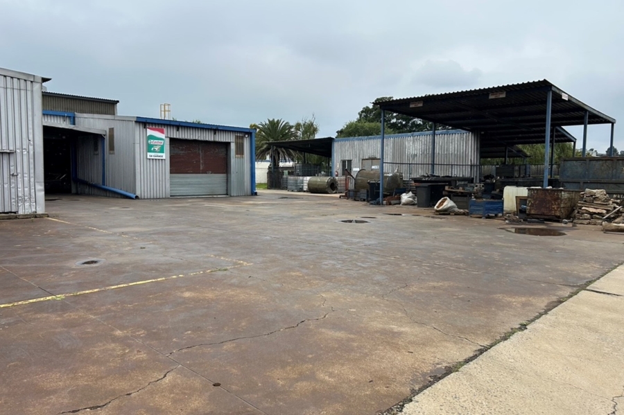To Let commercial Property for Rent in Anderbolt Gauteng
