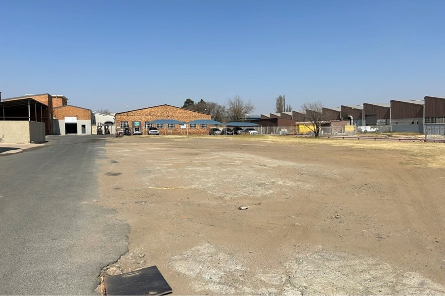 To Let commercial Property for Rent in Anderbolt Gauteng