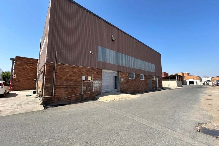 To Let commercial Property for Rent in Anderbolt Gauteng