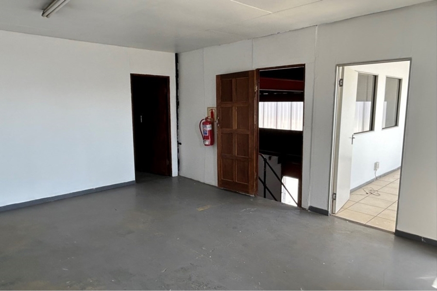 To Let commercial Property for Rent in Anderbolt Gauteng