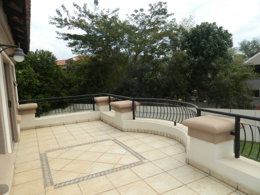 4 Bedroom Property for Sale in Silver Lakes Golf Estate Gauteng