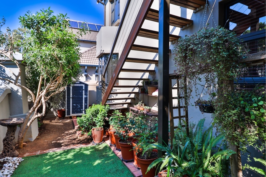 3 Bedroom Property for Sale in Candlewoods Country Estate Gauteng