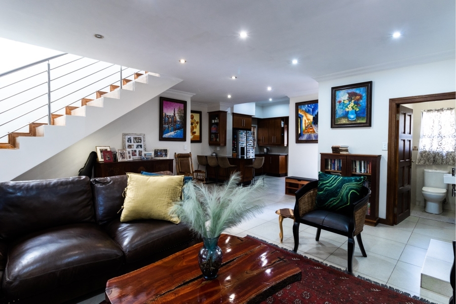 3 Bedroom Property for Sale in Candlewoods Country Estate Gauteng