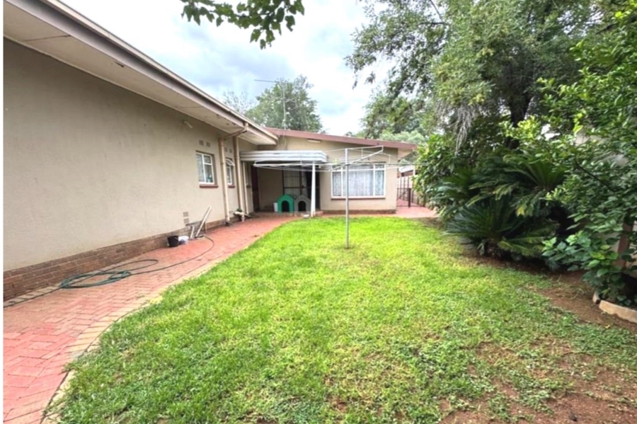 4 Bedroom Property for Sale in Vanderbijlpark SE 7 Gauteng