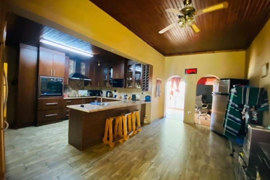 4 Bedroom Property for Sale in Vanderbijlpark SE 7 Gauteng