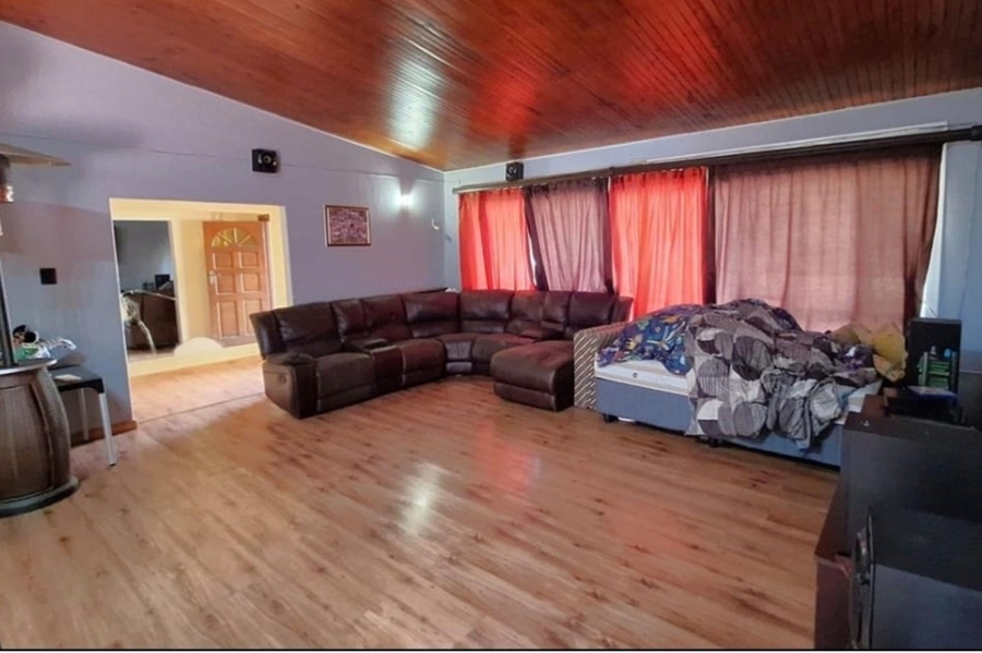 4 Bedroom Property for Sale in Vanderbijlpark SE 7 Gauteng