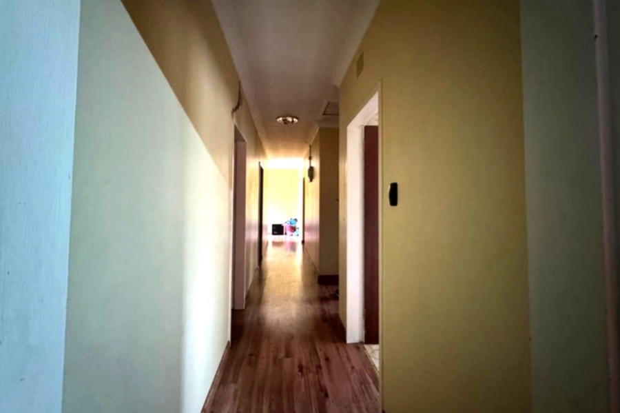 4 Bedroom Property for Sale in Vanderbijlpark SE 7 Gauteng
