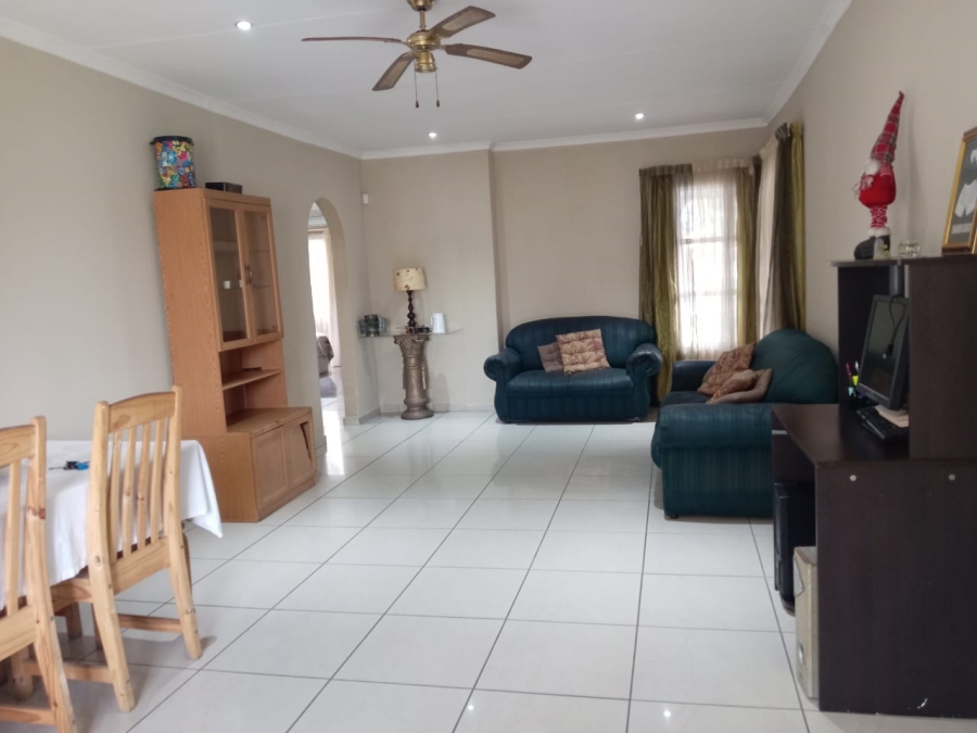 3 Bedroom Property for Sale in Terenure Gauteng