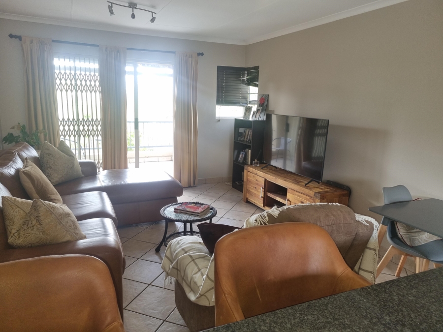 To Let 2 Bedroom Property for Rent in Leeuwenhof Estate Gauteng