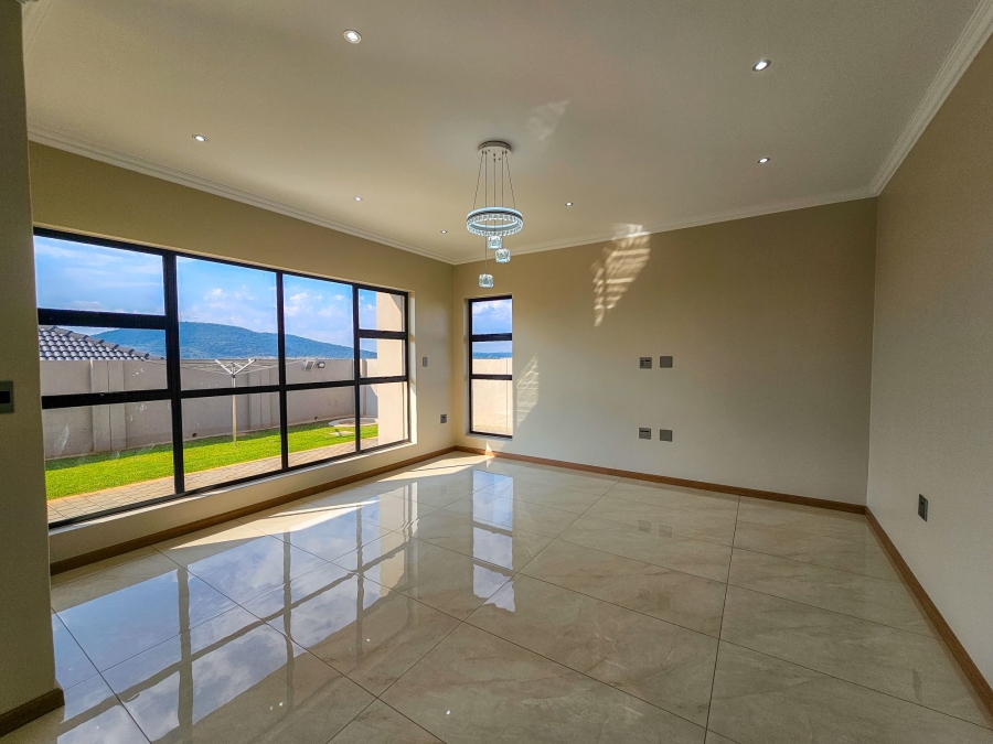 4 Bedroom Property for Sale in Eldoraigne Gauteng