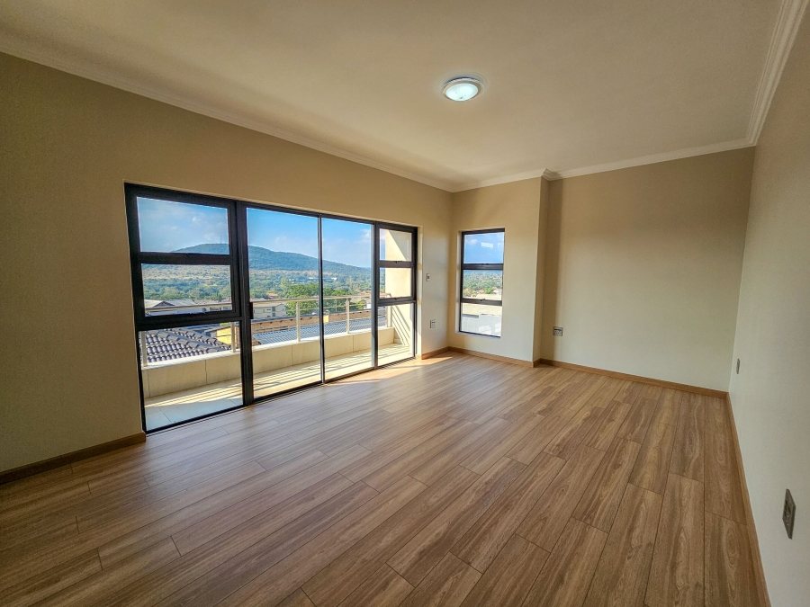 4 Bedroom Property for Sale in Eldoraigne Gauteng