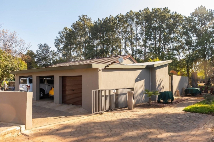8 Bedroom Property for Sale in Gerardsville Gauteng