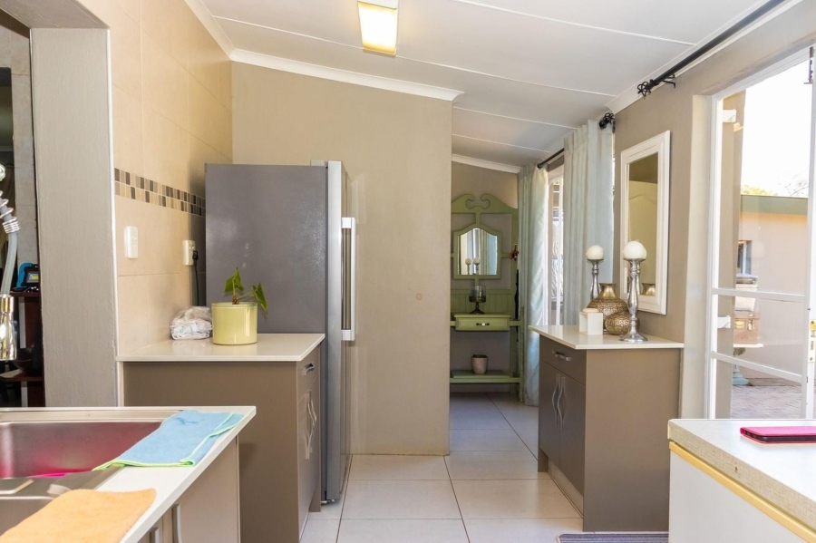 8 Bedroom Property for Sale in Gerardsville Gauteng