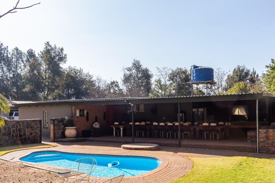 8 Bedroom Property for Sale in Gerardsville Gauteng