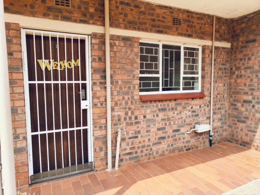 2 Bedroom Property for Sale in Risiville Gauteng