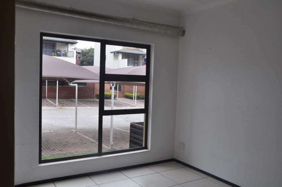 2 Bedroom Property for Sale in Noordwyk Gauteng