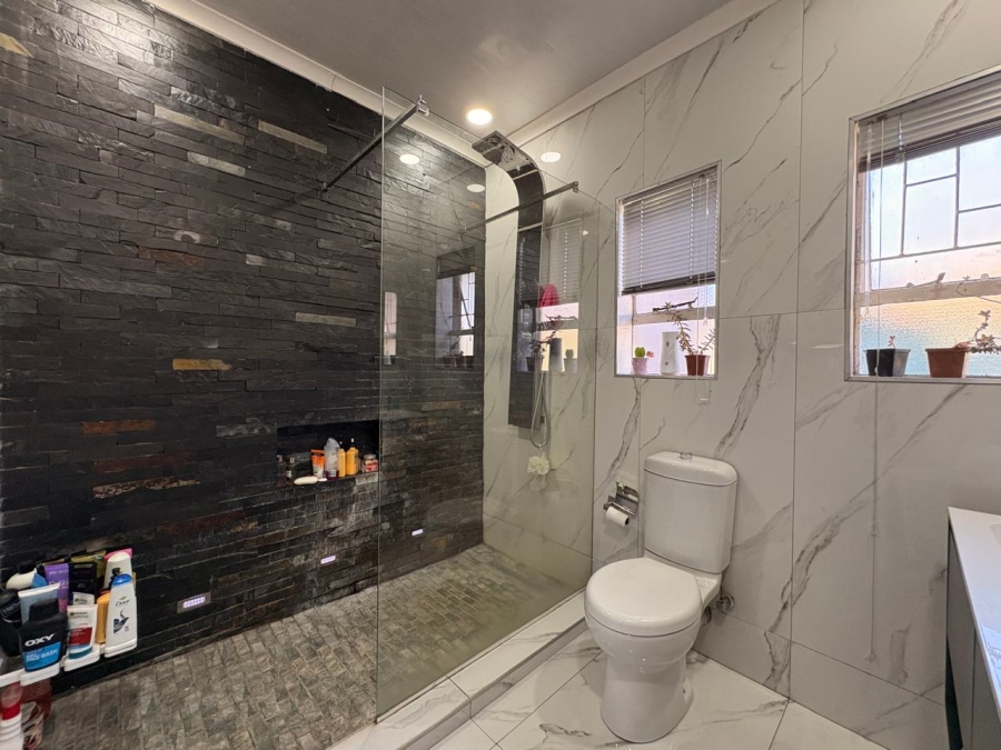 4 Bedroom Property for Sale in Dalpark Proper Gauteng
